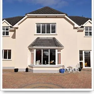 Bed & Breakfast Claremount House