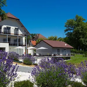 hotel-blanc.hotels-rhonealpes.com/