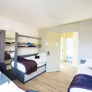 Appartement Corrib Village Of